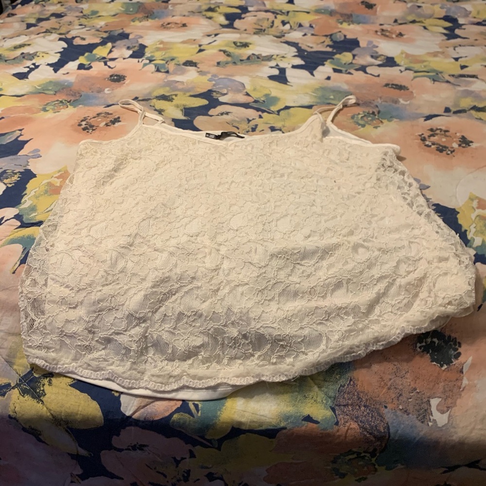 Ivory lace tank size 2x